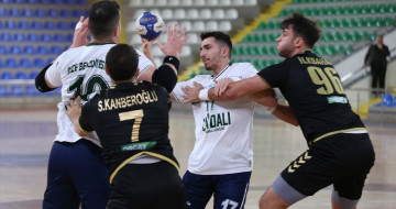 Hentbol: Rize Belediyespor Galibiyetle Ayrıldı