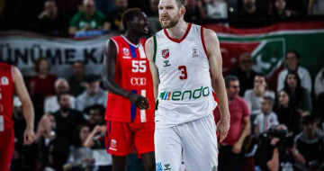 Karşıyakalı Michal Sokolowski Haftanın 5’ine Seçildi