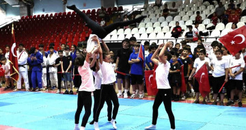 Manisa’da GSB spor okulları ile 36 branşta ücretsiz spor eğitimi başladı