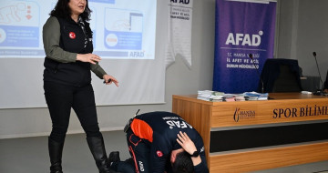 MCBÜ Spor Bilimleri Fakültesi’nde Afet ve Yangın Farkındalığı Etkinliği