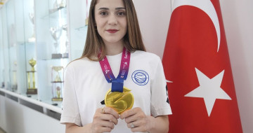 Merve Dinçel Kavurat: Dünyanın Zirvesine Yeniden Çıktı