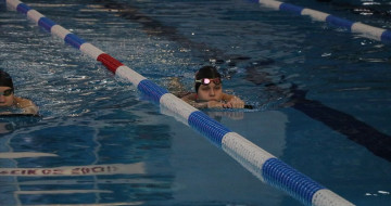 Milli Yüzücü Derin Anbarlı'dan Hedef: Uluslararası Madalya