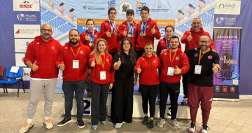 Özel Sporcular Yüzme Turnuvasında 24 Madalya Kazandı