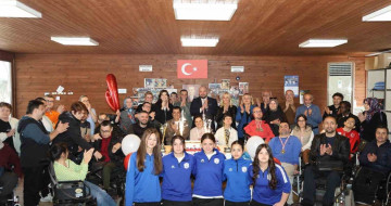 Samsun Atakum Belediyespor Boccia Takımı'na Kutlama