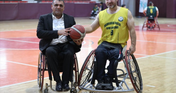 Şanlıurfalı Sporcu İki Takımla Süper Lig'de