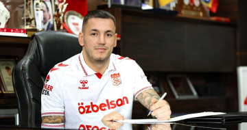 Sivasspor, Rey Manaj ile Yeniden Anlaştı