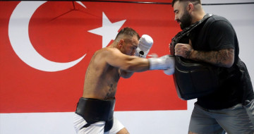 Şükrü Altay WBC Orta Doğu Ünvanı için Ringde