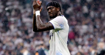 Tammy Abraham Tarihe Geçti: Avrupa'nın Dört Büyük Kupasında Zafer