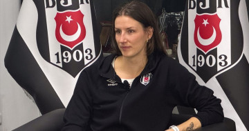 Voleybolun Sanatçısı Kadi Kullerkann: Çizim ve Spor Arasındaki Bağ