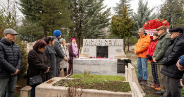 Yaşar Sevim, Kabri Başında Anıldı