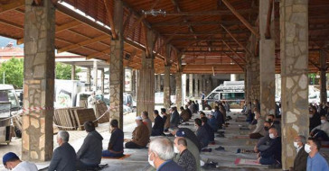 Aydın'da Cuma Namazında Drone ile Ateş Ölçümü Yapıldı