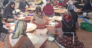 Cumhuriyet Mahallesi Kadınlarından Geleneksel Gözleme Hayrı