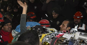 Depremin 5. gününde hayata tutundular