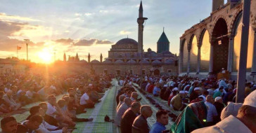 Diyanet İşleri Başkanlığı’ndan açıklama geldi: Bayram namazı saatleri belli oldu