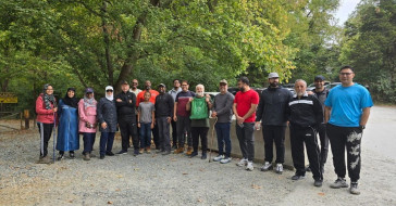 İmam İsmet Akçin'in Camide Şınav Çekme Geleneği