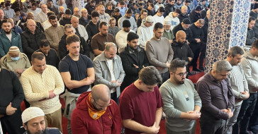 İsveç'te Ramazan'ın İlk Teravih Namazı Kılındı