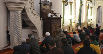 İzmir'de Regaip Kandili Coşkuyla Kutlandı