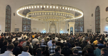 Kadir Gecesi Trabzon ve Çevre Illerde Coşkuyla İdrak Edildi