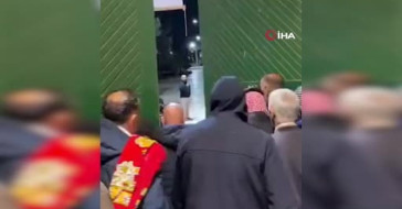 Mescid-i Aksa 41 Gün Aradan Sonra Yeniden İbadete Açıldı