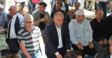 Muharrem İnce Cuma Namazını Ankara'da Kıldı