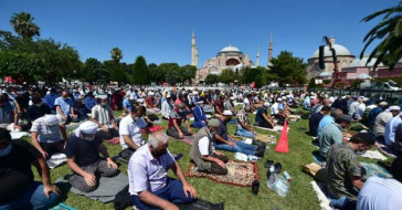 Protokölün Ardından Vatandaşlar Ayasofya’ya Akın Etti