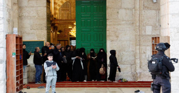 Savaşın gölgesinde dördüncü Cuma namazı: İsrail Mescid-i Aksa’ya müdahale etti
