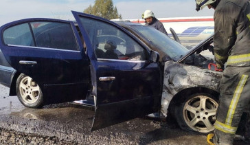 Antalya'da Seyir Halindeki Otomobilde Yangın Çıktı