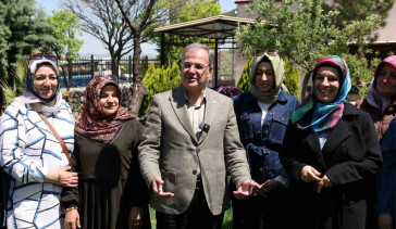 Başkan Özdoğan, İşitme Engelli Kuran Kursu Öğrencilerini Ağırladı