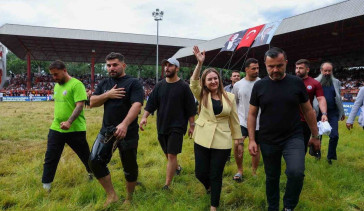 Başpehlivan erkan taş, 665. tarihî kırkpınar güreşleri'nde altın kemeri kazandı
