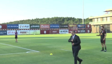 Dursun Özbek: Galatasaray’ın 121 yıllık geçmişine yakışan bir takımı kuracağız