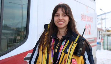 Erzincan'da Kış Aylarında Paletli Ambulanslarla Sağlık Hizmeti