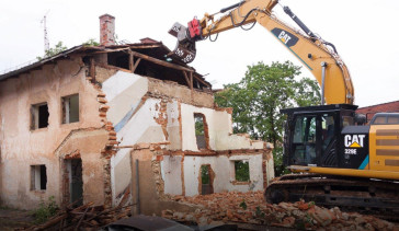 Görünmeyen Tehlike: Yıkılan eski binalar hastalığa yol açıyor