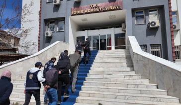 Iğdır'da Göçmen Kaçakçılığına Büyük Darbe: 7 Kişi Tutuklandı