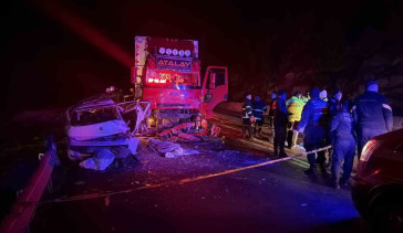 Isparta-Antalya Karayolunda Trafik Kazası: 1 Ölü, 4 Yaralı