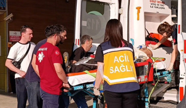 Kiraz Toplamak İçin Ağaçta Düşen Adam Ağır Yaralandı