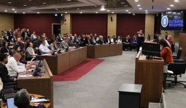Kütahya Belediye Meclisi Kesin Hesap Kararını Reddetti