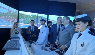Mersin'de denizcilik fakültesi binası hizmete açıldı