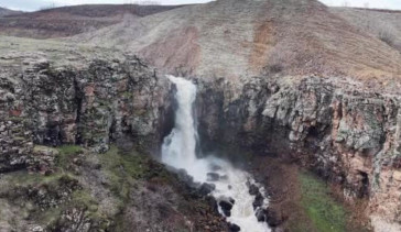 Muş'ta İlkbahar Coşkusu: Şelaleler ve Akarsular Canlandı