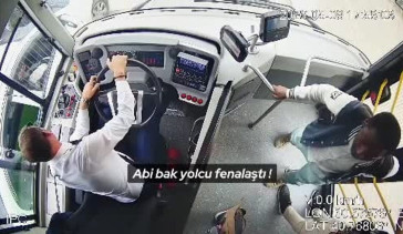 Sakarya'da Otobüste Panik Anları: Sağlık Çalışanı ve Şoförden Örnek Davranış