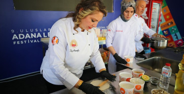 9. Uluslararası Adana Lezzet Festivali Devam Ediyor