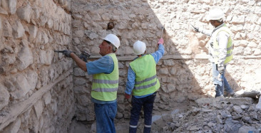Boğazkesen Camii Restorasyonu Devam Ediyor