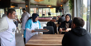 Gülümseyen-Down Kafe: Erzurum'un Özel Bireyleri İçin Bir Sosyal Sorumluluk Projesi