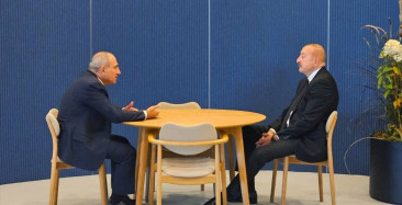 Kopenhag'da Aliyev ve Paşinyan'dan Barış Mesajları