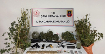 Şanlıurfa'da Uyuşturucu ve Silah Kaçakçılığı Operasyonu: 3 Gözaltı