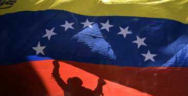 Trump: Venezuela’ya Kara Operasyonu Başlayacak