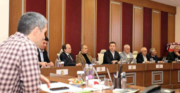 Afyonkarahisar'da mermer fuarı öncesi yapılan toplantıda, mermerin kalitesinin uluslararası düzeyde tanıtılması için görüşmeler yapıldı.