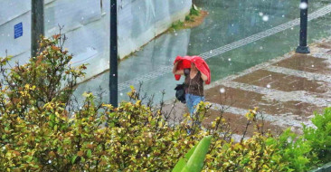 Antalya'da Mayıs Sürprizi: Aniden Yağdı