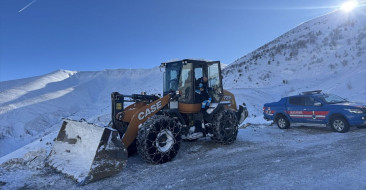 Artvin'de Çığ Altında Kayıp Kişiyi Arama Çalışmaları Askıya Alındı