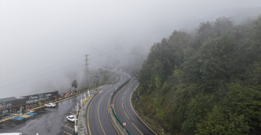 Bolu Dağı'nda Kar ve Sis Etkili