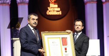 Cumhurbaşkanı Erdoğan'dan İlim Yayma Ödülleri Açıklaması